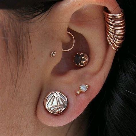 coin slot ear